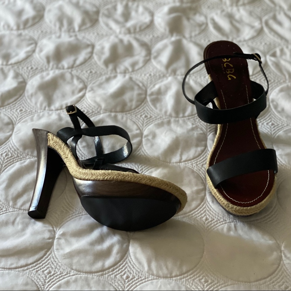 NEVER WORN🌹BCBG Paris RACHELL Sandals
